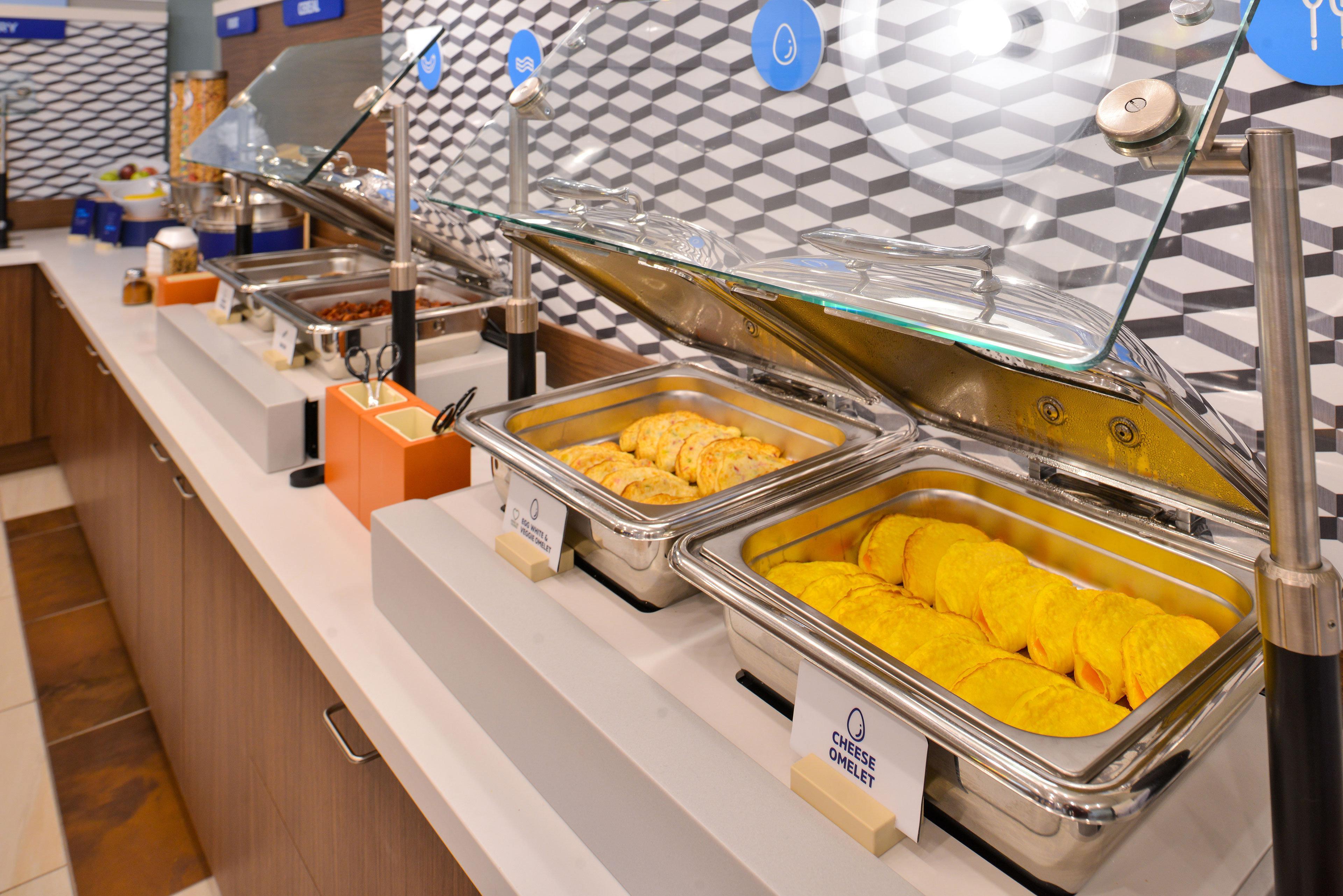 Holiday Inn Express Hotel & Suites Mcpherson By Ihg Buitenkant foto